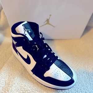 Nike Air Jordan 1 Mid SE Homage Black White Split Shoes DR0501-101 Women’s